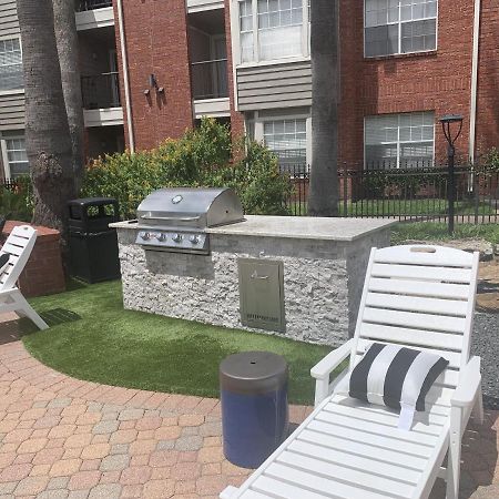 Spacious 2Br&2Ba Med Center Apt, Free Parking&Shuttle Houston Esterno foto
