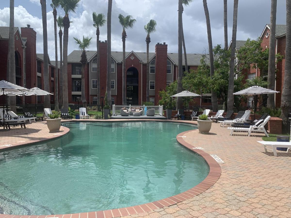 Spacious 2Br&2Ba Med Center Apt, Free Parking&Shuttle Houston Esterno foto
